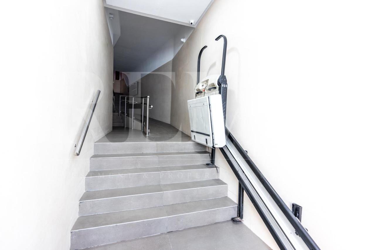 Modern Gem In Heart Of Malaga, Near Sights Rems Apartman Kültér fotó