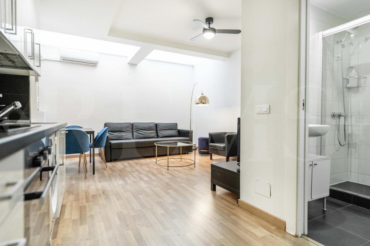 Modern Gem In Heart Of Malaga, Near Sights Rems Apartman Kültér fotó