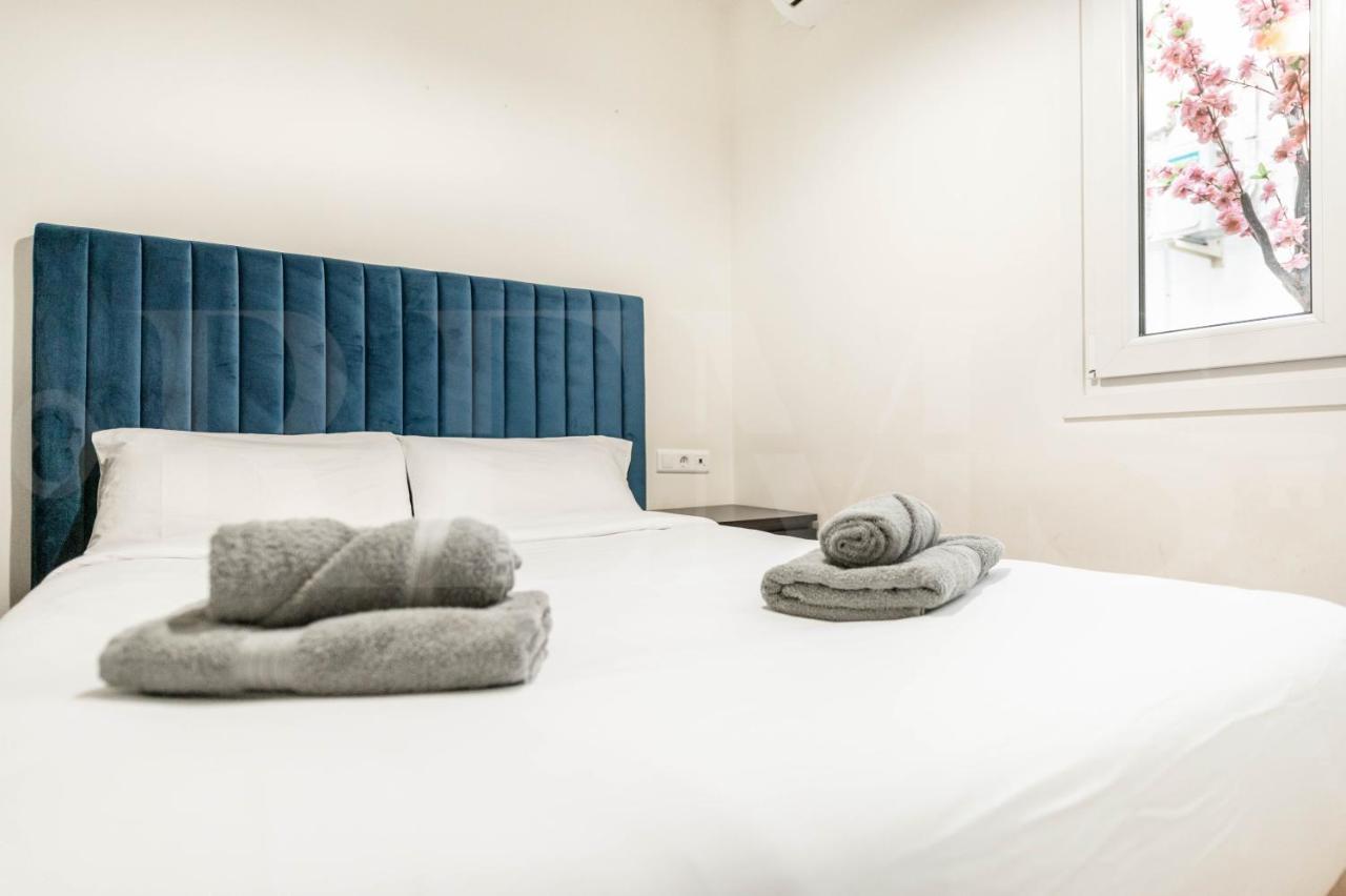 Modern Gem In Heart Of Malaga, Near Sights Rems Apartman Kültér fotó
