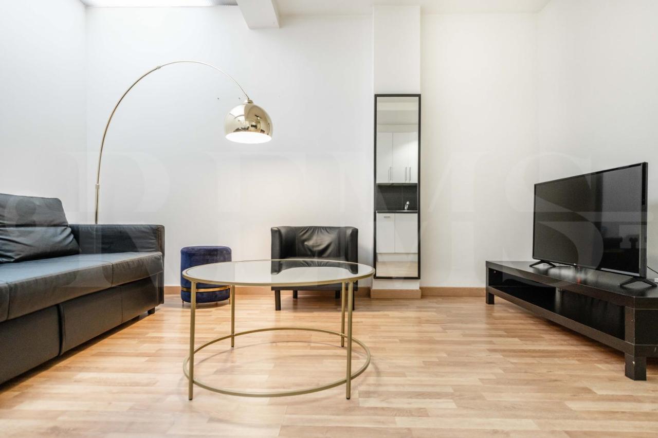 Modern Gem In Heart Of Malaga, Near Sights Rems Apartman Kültér fotó