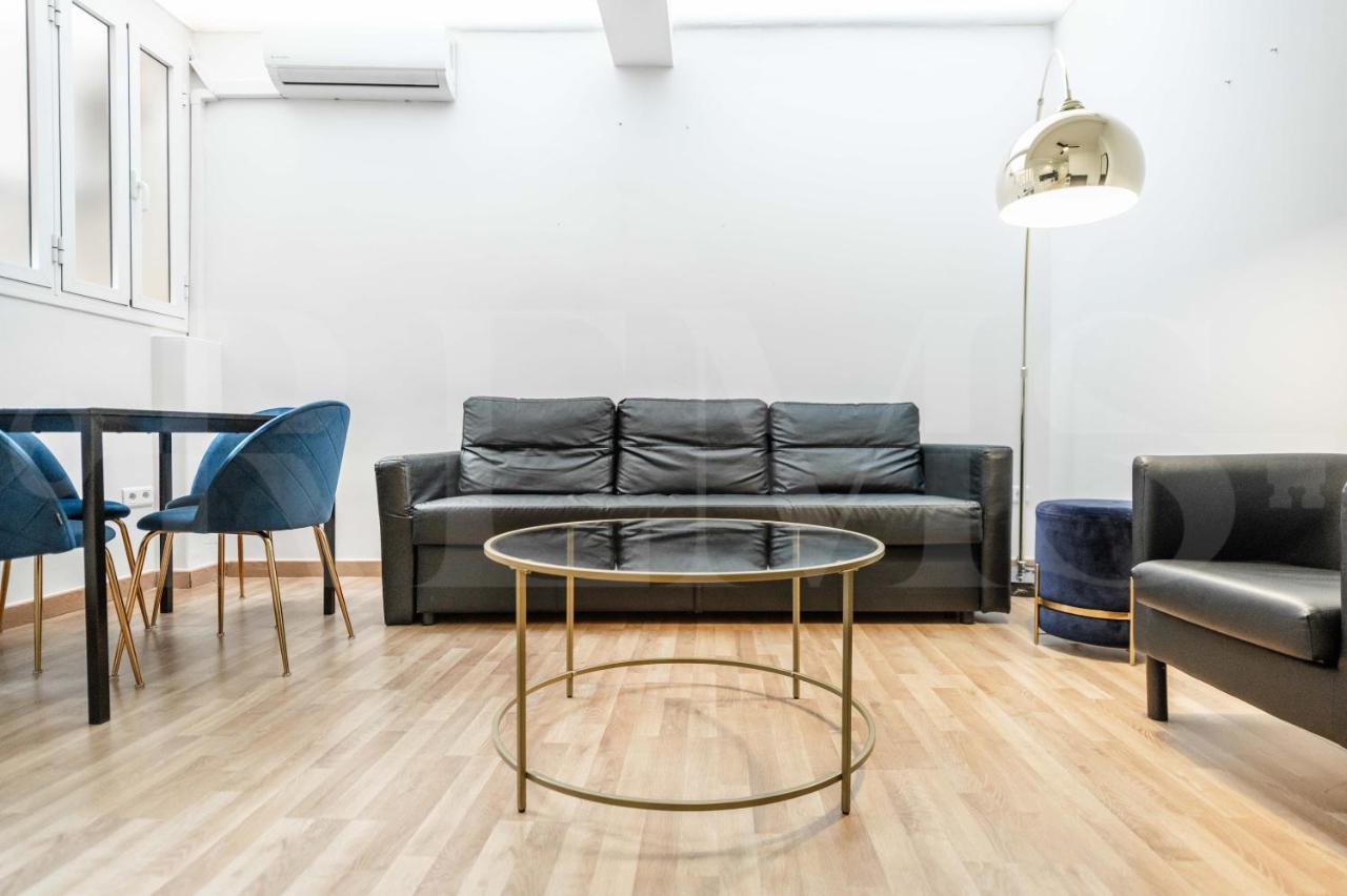 Modern Gem In Heart Of Malaga, Near Sights Rems Apartman Kültér fotó